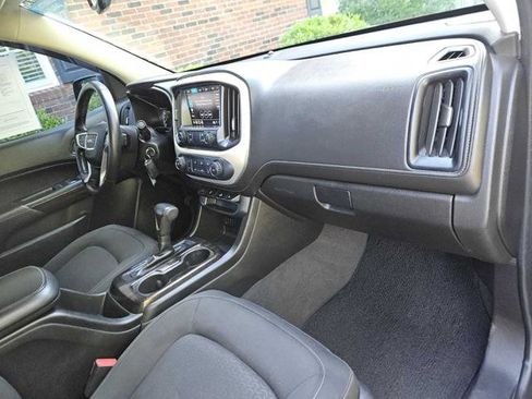 Used 2019 GMC Canyon SLE w/ Trailering Package RWD image 30