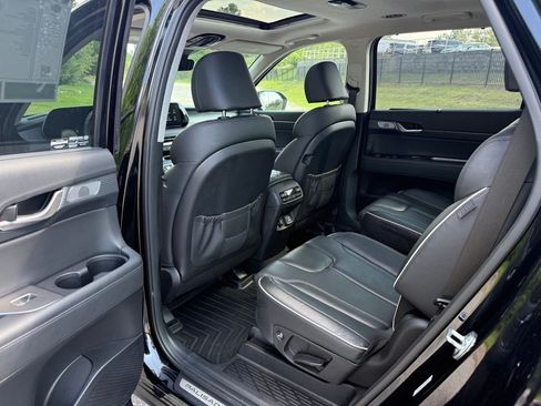 Used 2023 Hyundai Palisade Limited AWD/4WD image 27