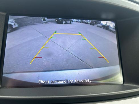 Used 2012 Nissan Quest LE image 21