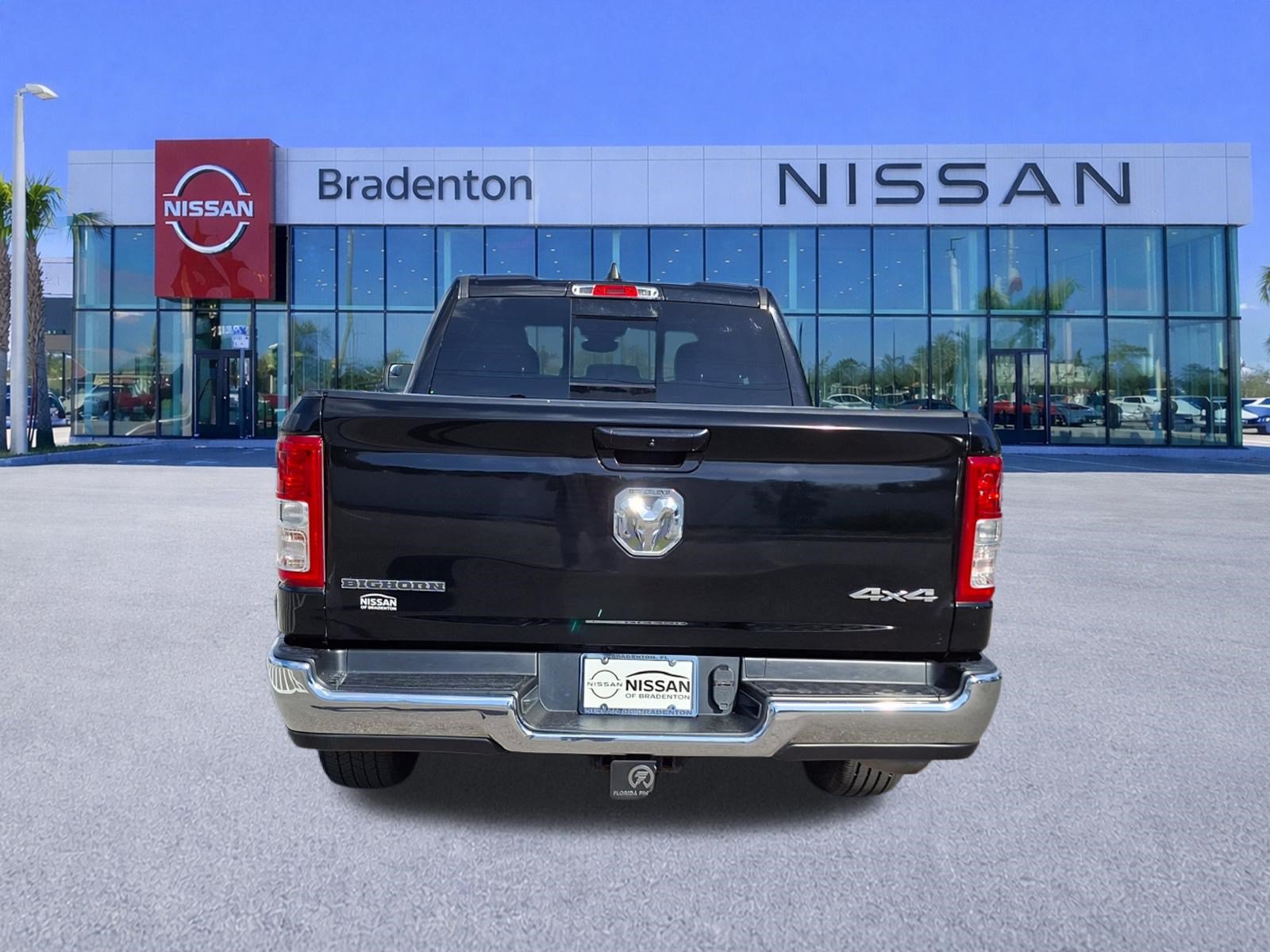 Used 2022 RAM 1500 Big Horn AWD/4WD image 6
