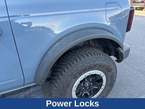 Used 2023 Ford Bronco Outer Banks w/ Sasquatch Package AWD/4WD image 23