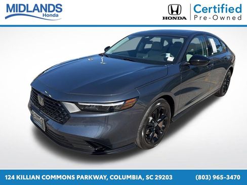 Certified 2025 Honda Accord SE image 3