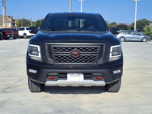 Used 2023 Nissan Titan PRO-4X w/ Pro-4x Convenience Package AWD/4WD image 2