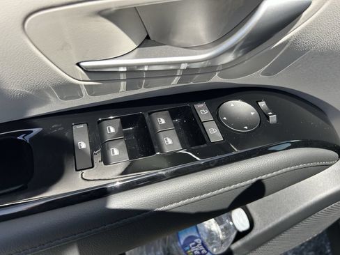 New 2026 Hyundai Tucson Limited FWD image 23