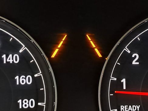 Used 2018 BMW M3 Competition w/ Competition Package image 17