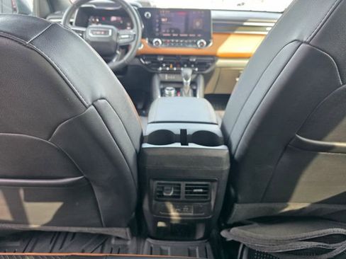 Used 2025 GMC Canyon AT4 w/ Technology Plus Package AWD/4WD image 16