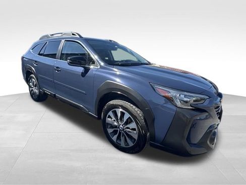 Used 2025 Subaru Outback Limited XT AWD/4WD image 1