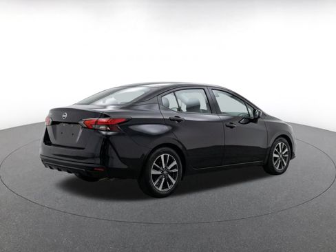 Used 2025 Nissan Versa SV FWD image 9
