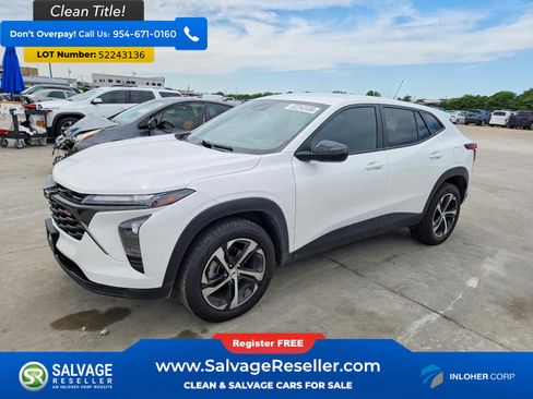 Used 2024 Chevrolet Trax RS FWD image 1