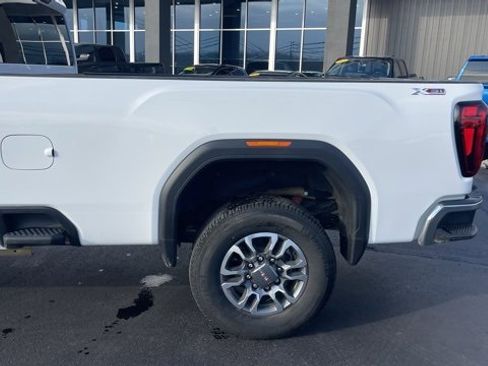 Used 2024 GMC Sierra 3500 SLE w/ SLE Convenience Package image 4