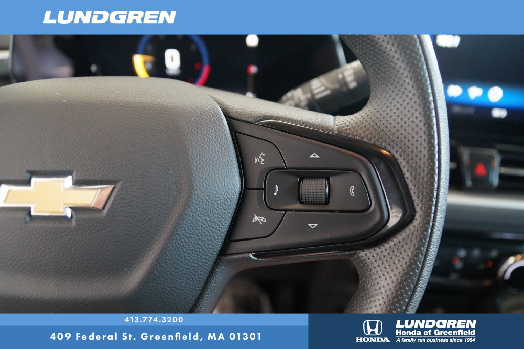 Used 2025 Chevrolet TrailBlazer LT AWD/4WD image 18