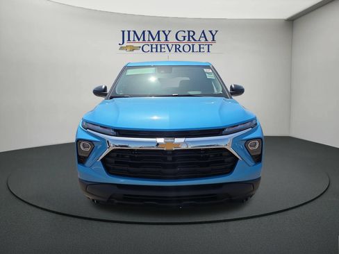 New 2026 Chevrolet TrailBlazer LS w/ LS Convenience Package FWD image 8