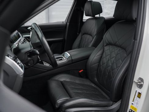 Used 2023 BMW X6 M50i w/ Parking Assistance Package image 23