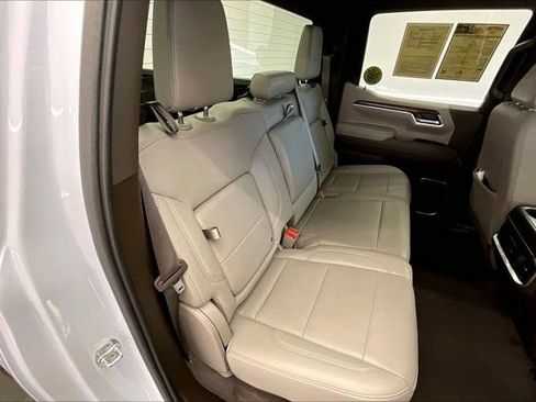 Used 2026 GMC Sierra 1500 SLT w/ SLT Premium Package AWD/4WD image 18