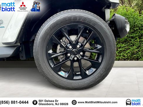 Used 2023 Jeep Wrangler Unlimited Sahara w/ Cold Weather Group image 10