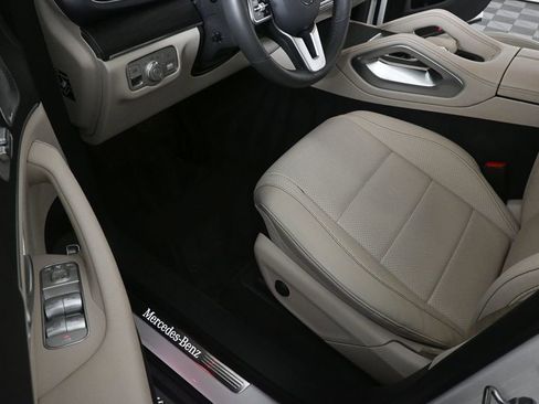 Used 2020 Mercedes-Benz GLE 350 4MATIC image 7
