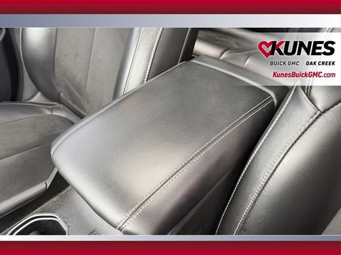 Used 2023 Jeep Grand Cherokee Altitude AWD/4WD image 30