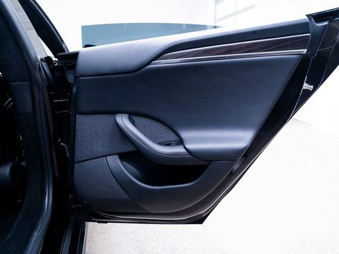 Used 2023 Tesla Model S AWD/4WD image 19