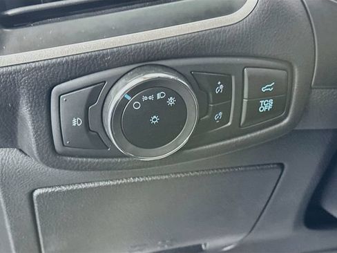 Certified 2024 Ford Edge SEL w/ Convenience Package AWD/4WD image 16