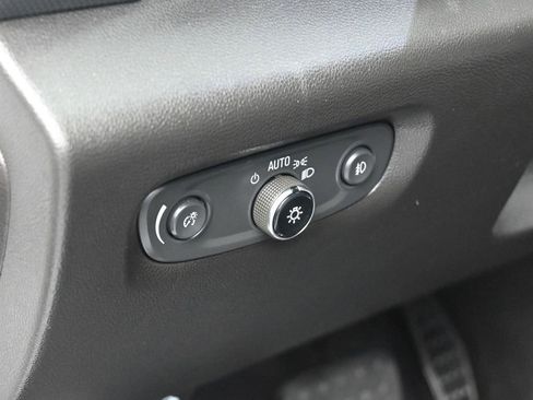 Used 2021 Chevrolet Traverse Premier w/ Redline Edition image 19