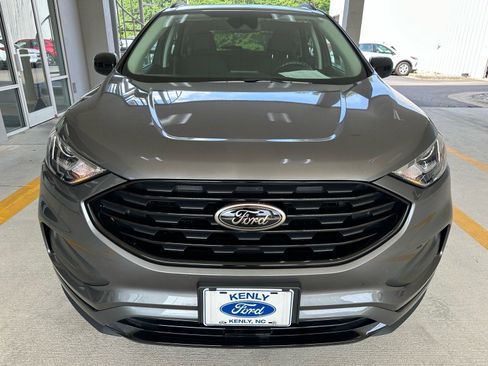 Certified 2024 Ford Edge SE w/ Black Appearance Package AWD/4WD image 7