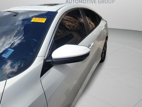 Used 2019 Honda Civic EX-L image 28