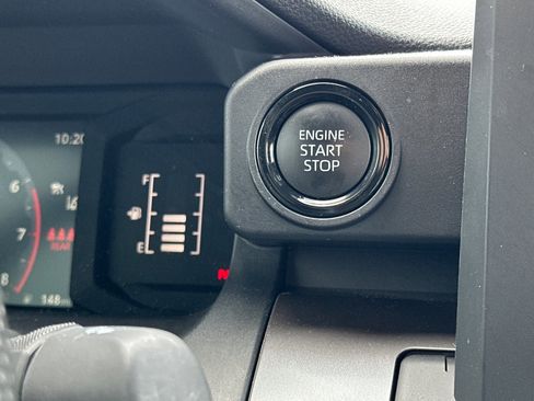 Certified 2024 Toyota Tacoma SR5 image 21