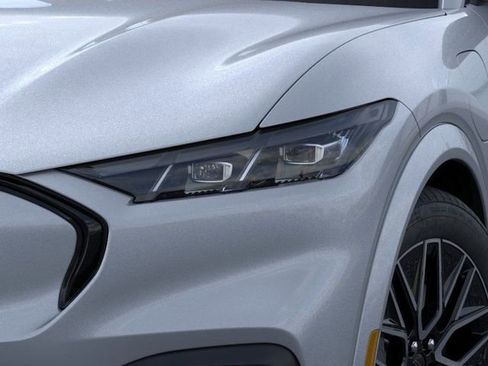 New 2026 Ford Mustang Mach-E Premium AWD/4WD image 18