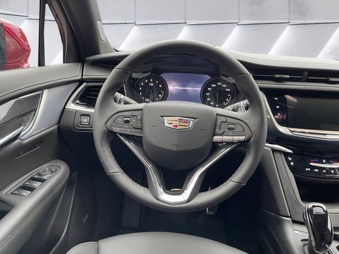 New 2025 Cadillac XT6 Sport w/ Technology Package image 13