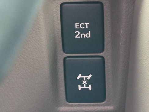 Used 2023 Lexus GX 460 Luxury w/ Accessory Package AWD/4WD image 17