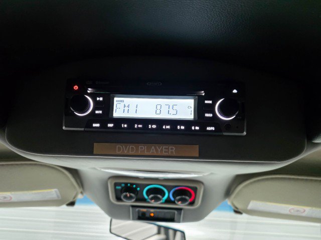 Used 2017 GMC Savana 2500 Extended RWD image 16