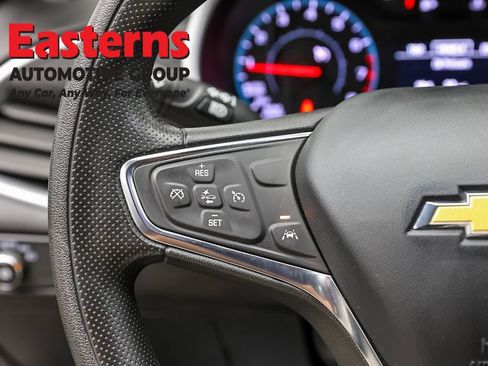 Used 2023 Chevrolet Malibu LT FWD image 15