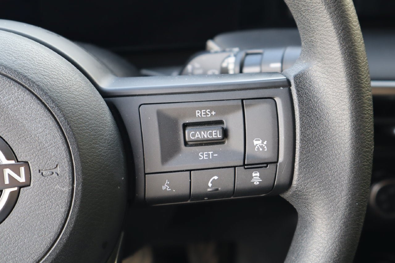 Used 2025 Nissan Kicks S FWD image 12