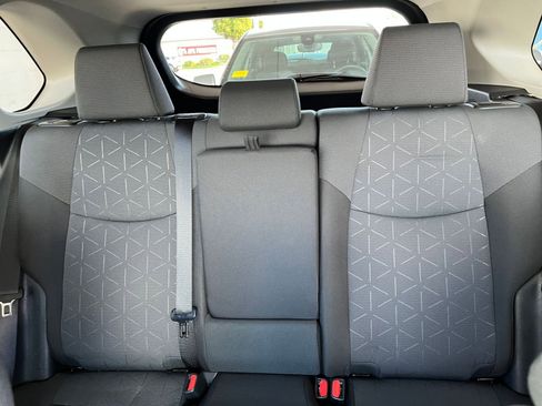 Used 2025 Toyota RAV4 XLE image 38