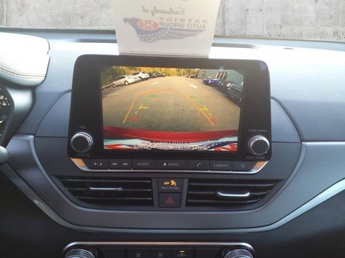 Certified 2025 Nissan Altima 2.5 SR image 15