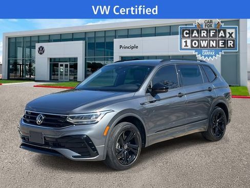 Certified 2023 Volkswagen Tiguan SE R-Line image 1