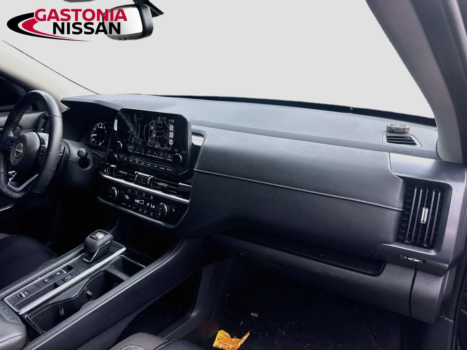 Used 2022 Nissan Pathfinder SL w/ Lighting Package (N92) FWD image 39
