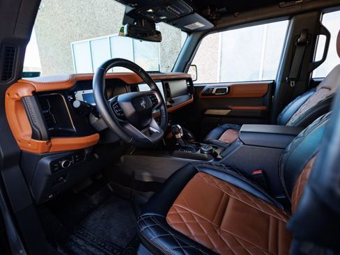 Used 2022 Ford Bronco Wildtrak image 27