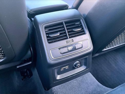 Used 2022 Audi S4 Premium Plus w/ Premium Plus Package image 10