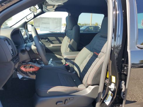New 2026 Nissan Frontier Pro-X w/ Pro-X Convenience Package image 9