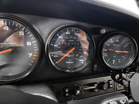Used 1995 Porsche 911 Carrera RWD image 37