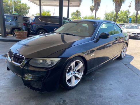 Used 2011 BMW 328i Convertible RWD image 24