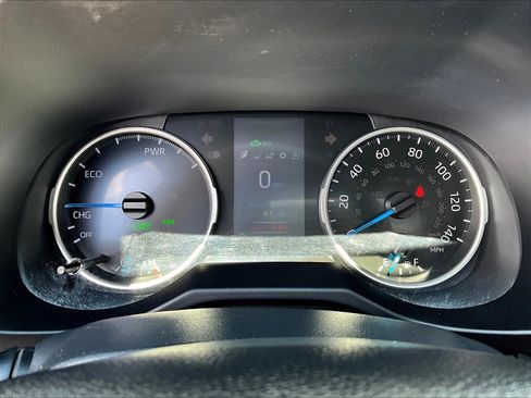 Used 2022 Toyota RAV4 SE AWD/4WD image 13