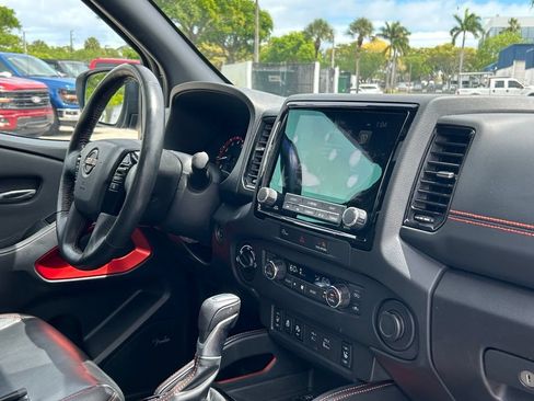 Used 2023 Nissan Frontier PRO-4X w/ Pro-4X Premium Package AWD/4WD image 27