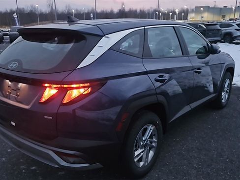 New 2026 Hyundai Tucson SE image 7