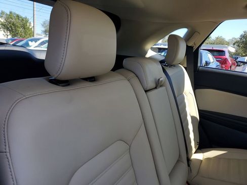 Used 2022 Ford Edge SEL w/ Convenience Package image 24