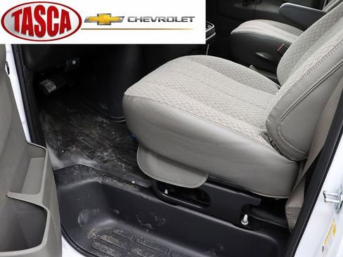 New 2026 Chevrolet Express 2500 image 21