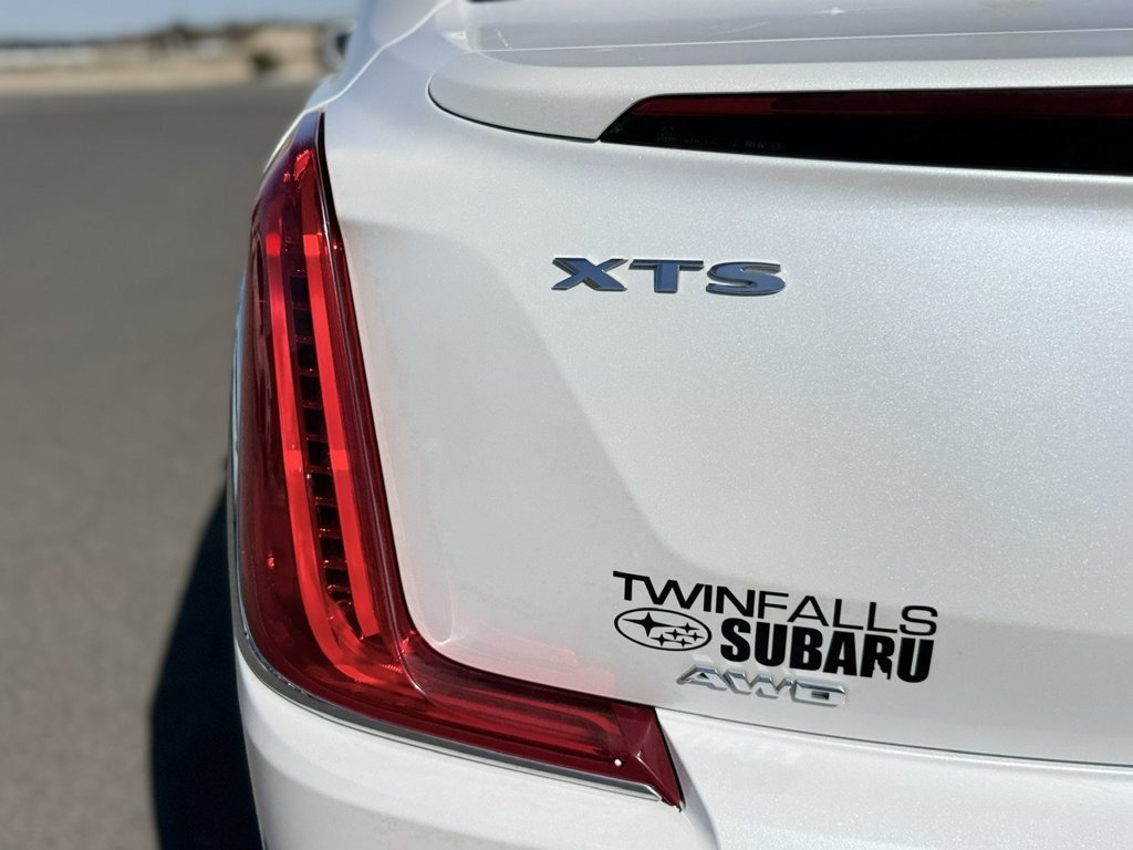 Used 2018 Cadillac XTS Luxury AWD/4WD image 37