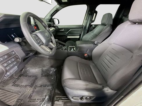 Certified 2024 Toyota Tacoma TRD Off-Road w/ TRD Off Road Upgrade Package AWD/4WD image 23