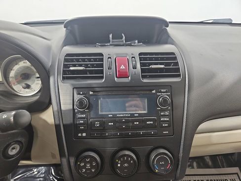 Used 2013 Subaru Impreza 2.0i image 19